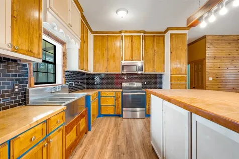 11173 County Road 152 W Bullard TX 75757