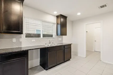 12939 Almeda Crossing Court Houston TX 77048