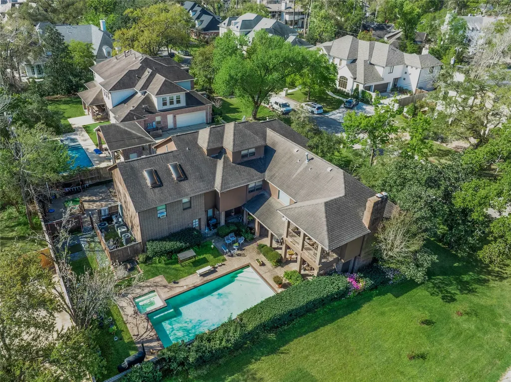 248 Bryn Mawr Circle Hunters Creek Village TX 77024