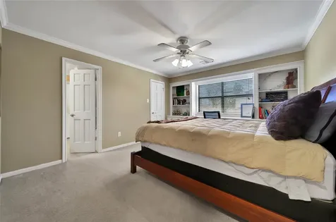 248 Bryn Mawr Circle Hunters Creek Village TX 77024