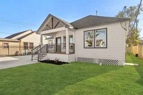5420 Pease Street Houston TX 77023