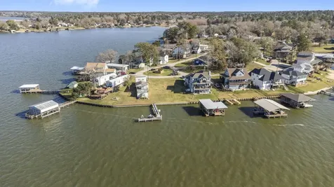 596 Dove Island Livingston TX 77351