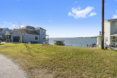 596 Dove Island Livingston TX 77351
