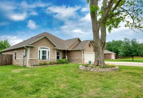 512 Wellshire West Columbia TX 77486