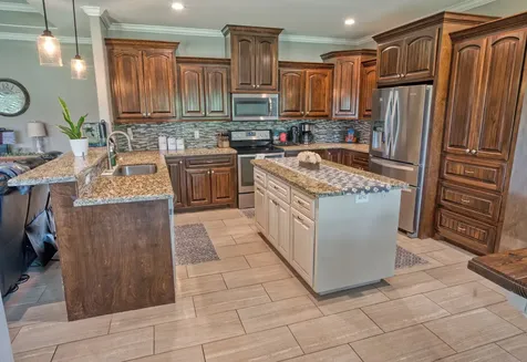 512 Wellshire West Columbia TX 77486