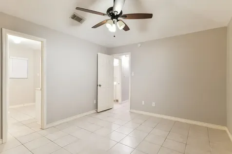 13207 Pebblewalk Circle S Houston TX 77041