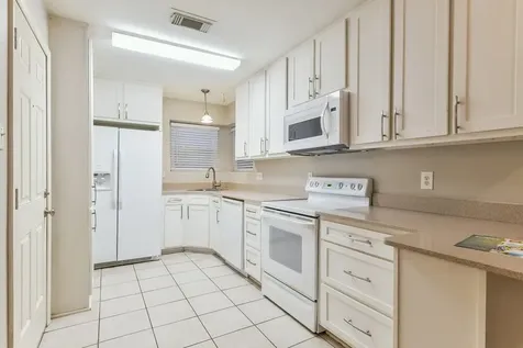 13207 Pebblewalk Circle S Houston TX 77041