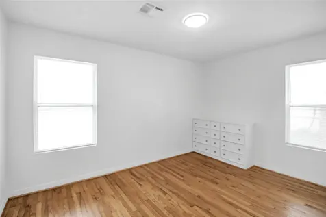 905 Longley Street South Houston TX 77587