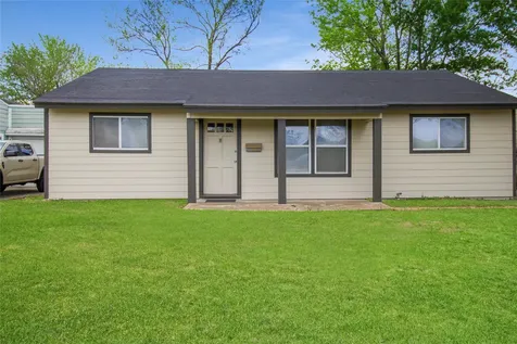 905 Longley Street South Houston TX 77587