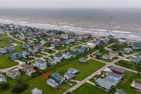 4115 Surf Drive Galveston TX 77554