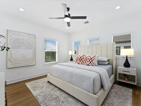 2599 Paul Quinn Houston TX 77091