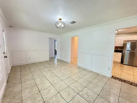 5701 Luna Street Houston TX 77076