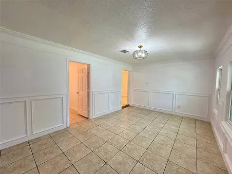 5701 Luna Street Houston TX 77076