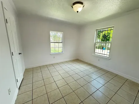 5701 Luna Street Houston TX 77076