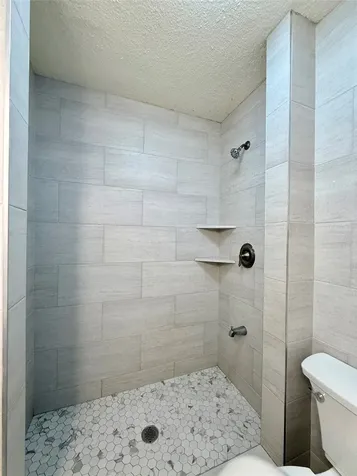 5701 Luna Street Houston TX 77076