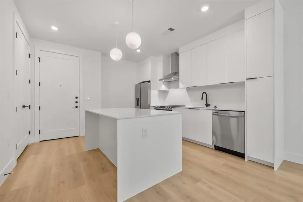1701 Simond Avenue 208 Austin TX 78723