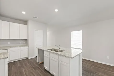 2202 Thorpe Grove Court Houston TX 77090