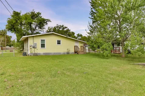 708 Winding Way Street Lake Jackson TX 77566