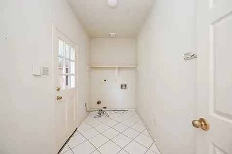 9731 New Kent Drive Sugar Land TX 77498