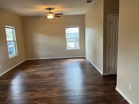1841 Caroline Lane Sealy TX 77474