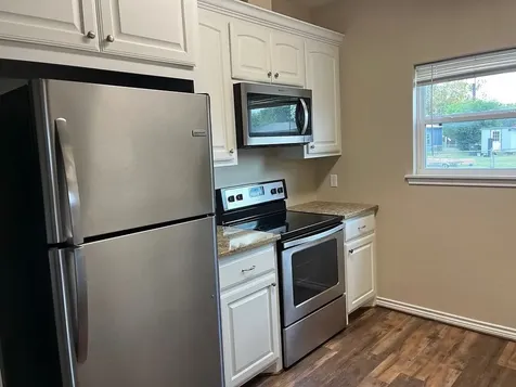 1841 Caroline Lane Sealy TX 77474