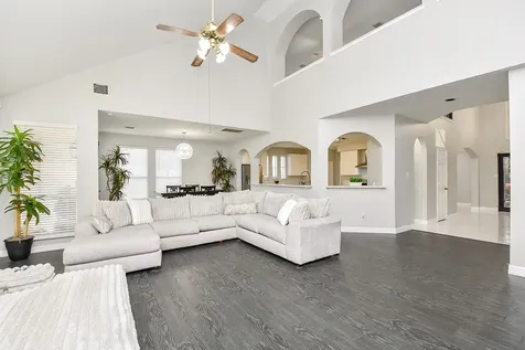 2110 Five Iron Drive Houston TX 77089