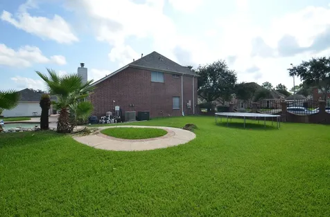 2110 Five Iron Drive Houston TX 77089