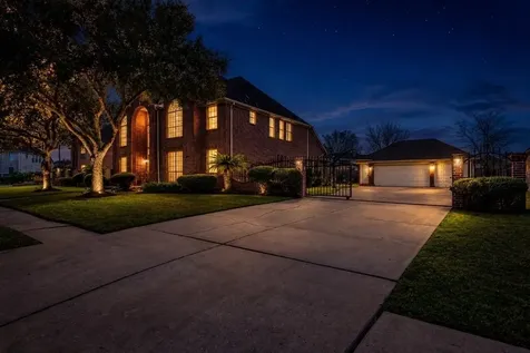 2110 Five Iron Drive Houston TX 77089