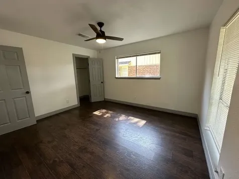 5850 Paisley Street Houston TX 77096