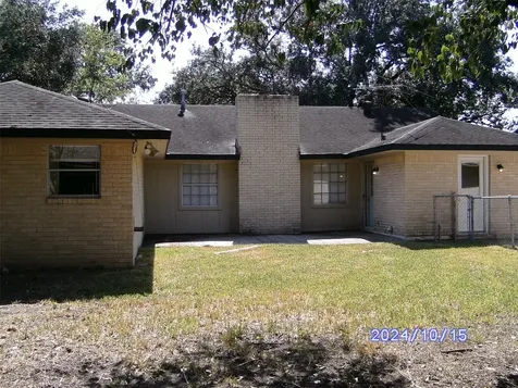 5850 Paisley Street Houston TX 77096