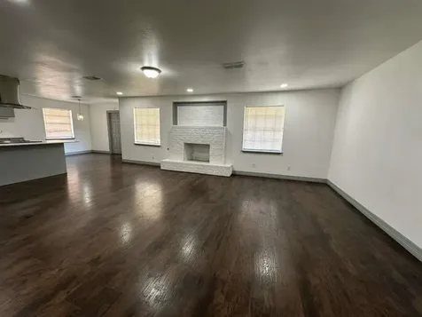 5850 Paisley Street Houston TX 77096