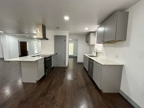 5850 Paisley Street Houston TX 77096