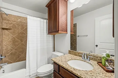 5711 Amherst Farms Lane Fulshear TX 77441
