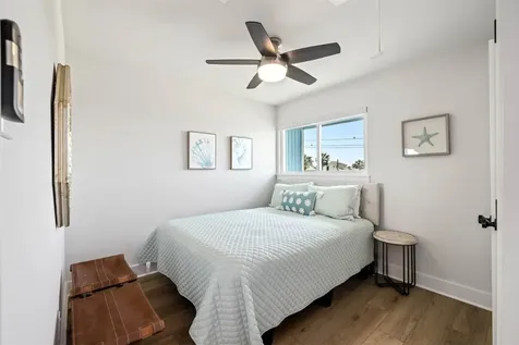 201 Jean Lafitte Cove Galveston TX 77554