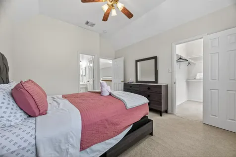 5911 Indian Hills Ln Lane Sugar Land TX 77479