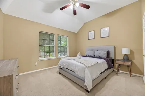 5911 Indian Hills Ln Lane Sugar Land TX 77479