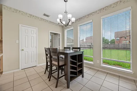 5911 Indian Hills Ln Lane Sugar Land TX 77479