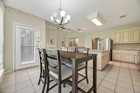 5911 Indian Hills Ln Lane Sugar Land TX 77479