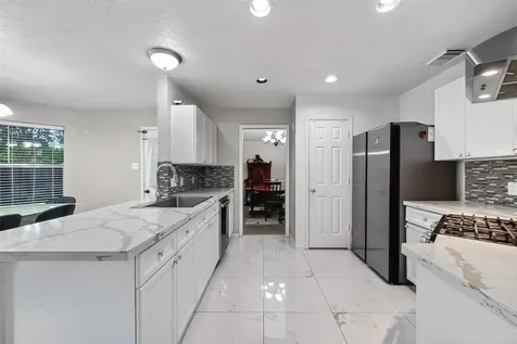 4210 W Meadows Drive Sugar Land TX 77479