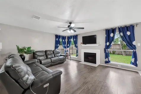 4210 W Meadows Drive Sugar Land TX 77479
