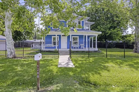 1200 4th Street Palacios TX 77465