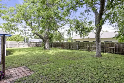 1200 4th Street Palacios TX 77465
