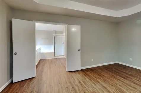 1427 Redwood Village Circle Spring TX 77386