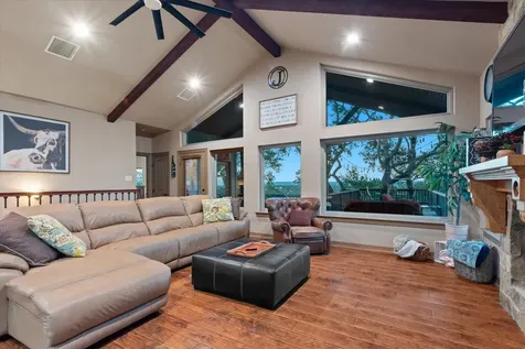 785 Lake Forest Canyon Lake TX 78133