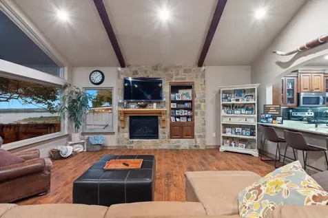 785 Lake Forest Canyon Lake TX 78133