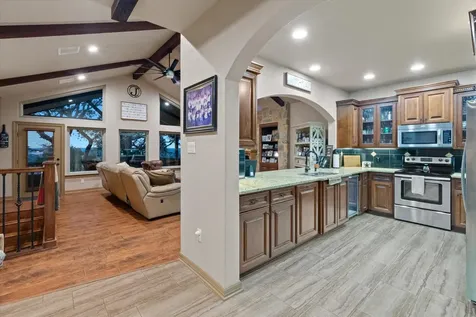 785 Lake Forest Canyon Lake TX 78133