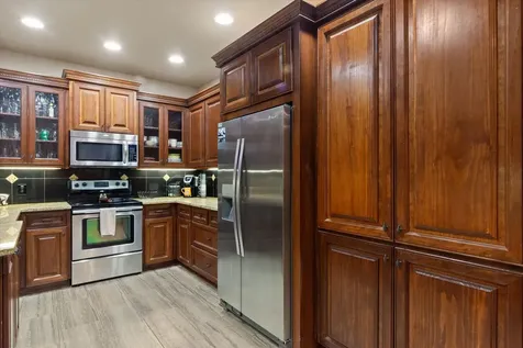785 Lake Forest Canyon Lake TX 78133