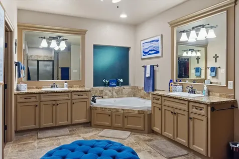 785 Lake Forest Canyon Lake TX 78133