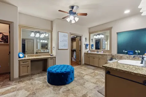 785 Lake Forest Canyon Lake TX 78133