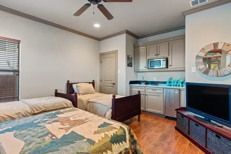 785 Lake Forest Canyon Lake TX 78133